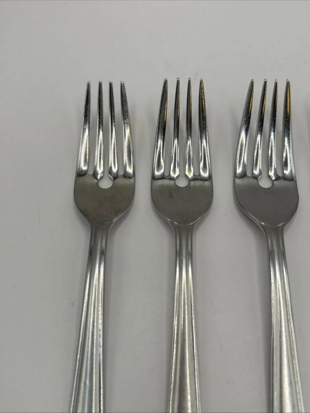 4 Salad Forks Mikasa Gerald Patrick CLASSICO SATIN 18/8 Stainless Korea 6 3/8